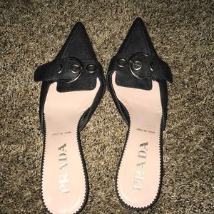 Prada sz6 kitten heel